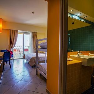 Comfort Quadruple Room